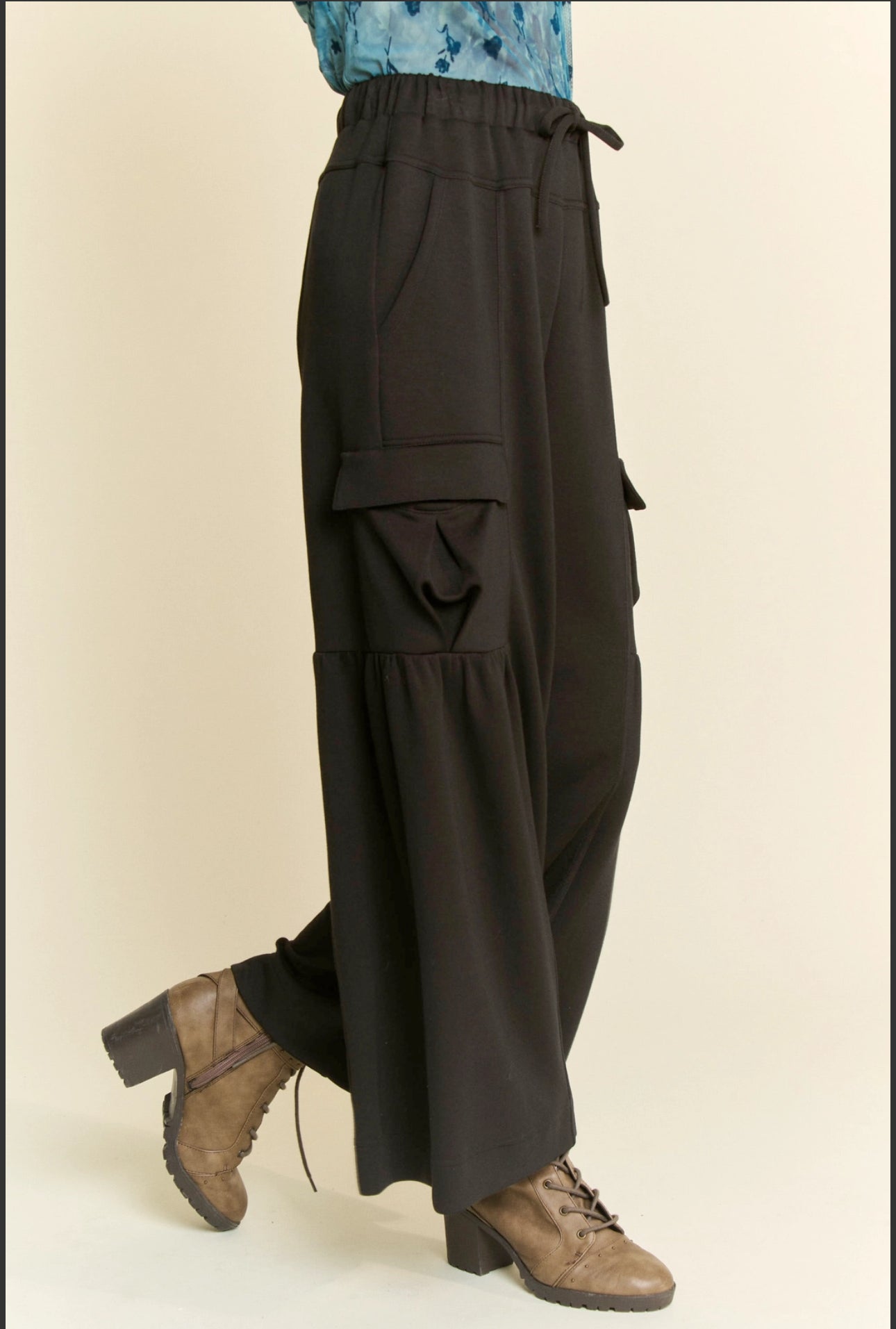 Wide Leg Cargo Pocket